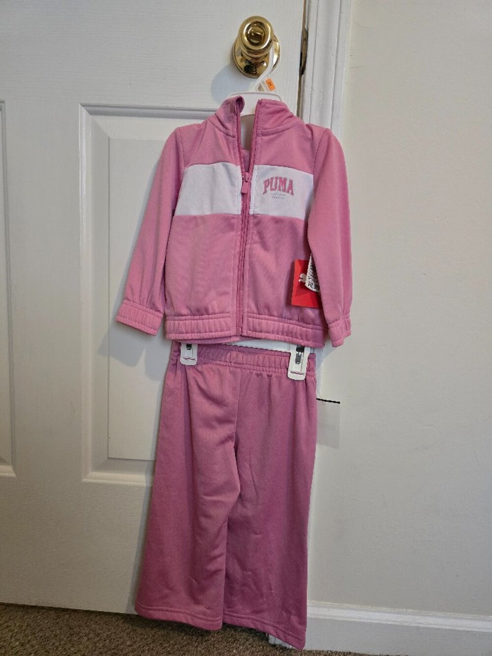 Girls puma outfit